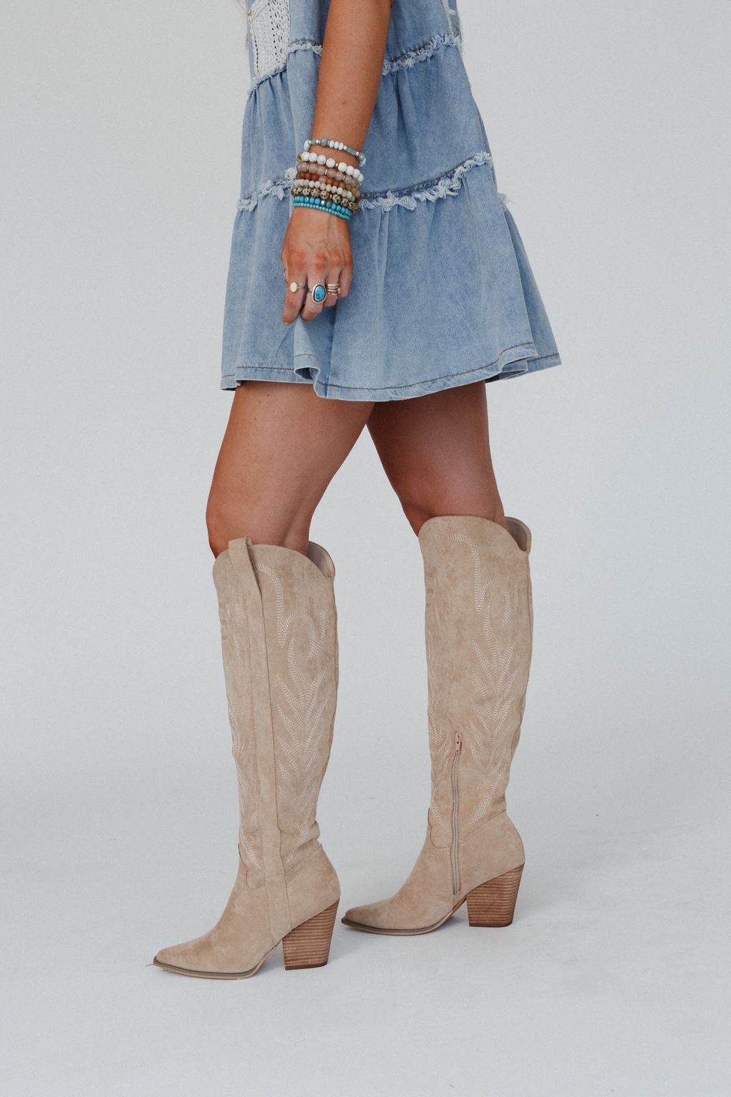 Mustang Embroidered Boots - Almond
