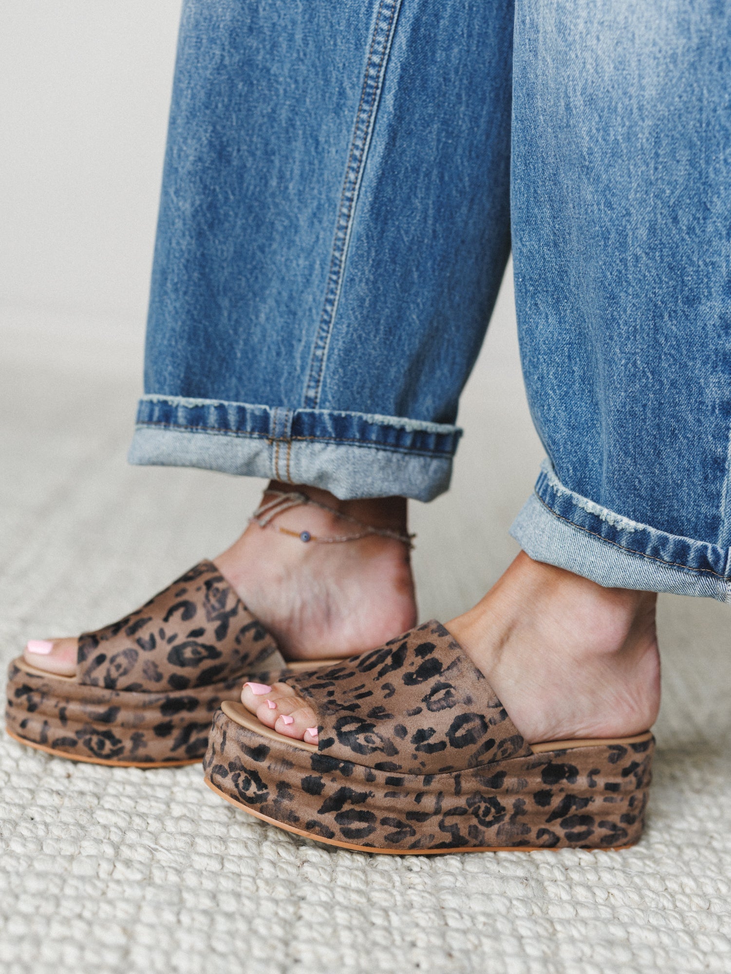 Harbor Platform Slide - Leopard