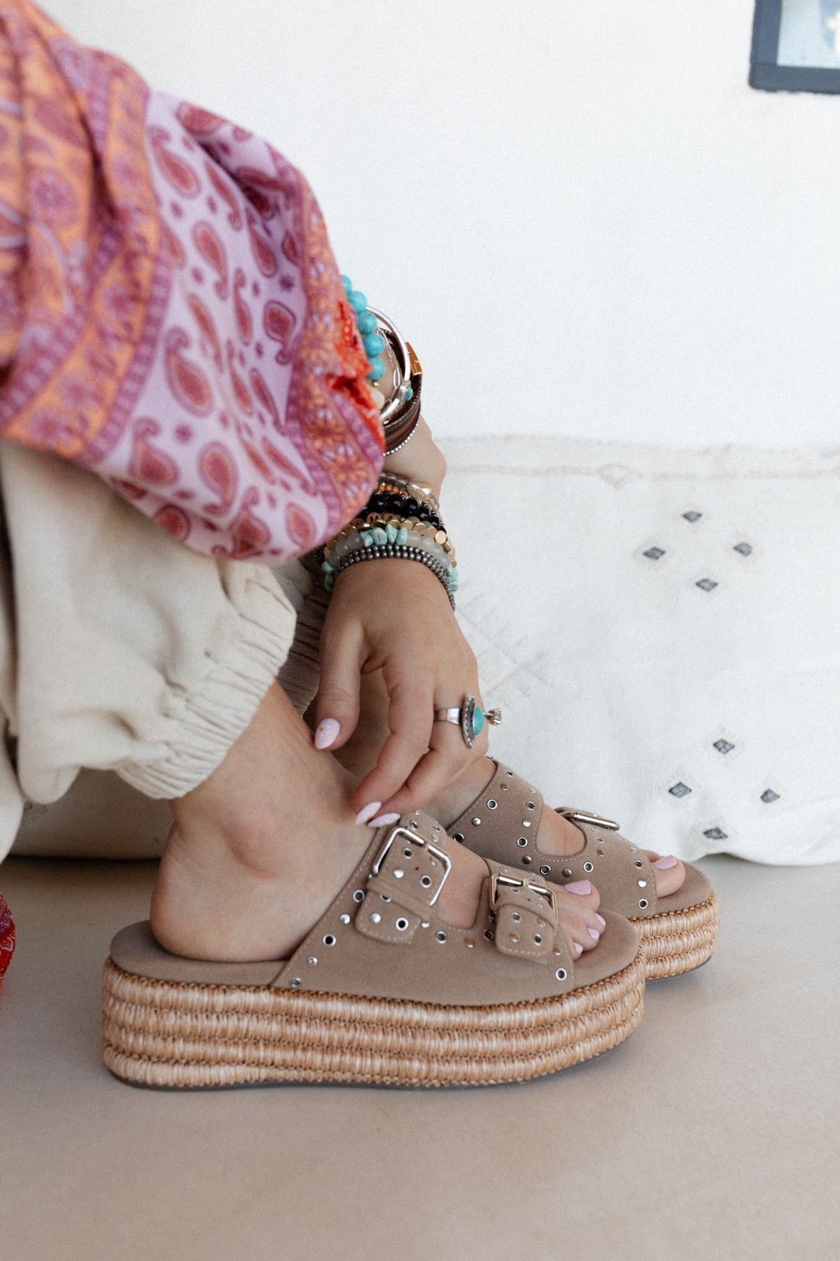 Bayview Buckle Sandals - Sandstone