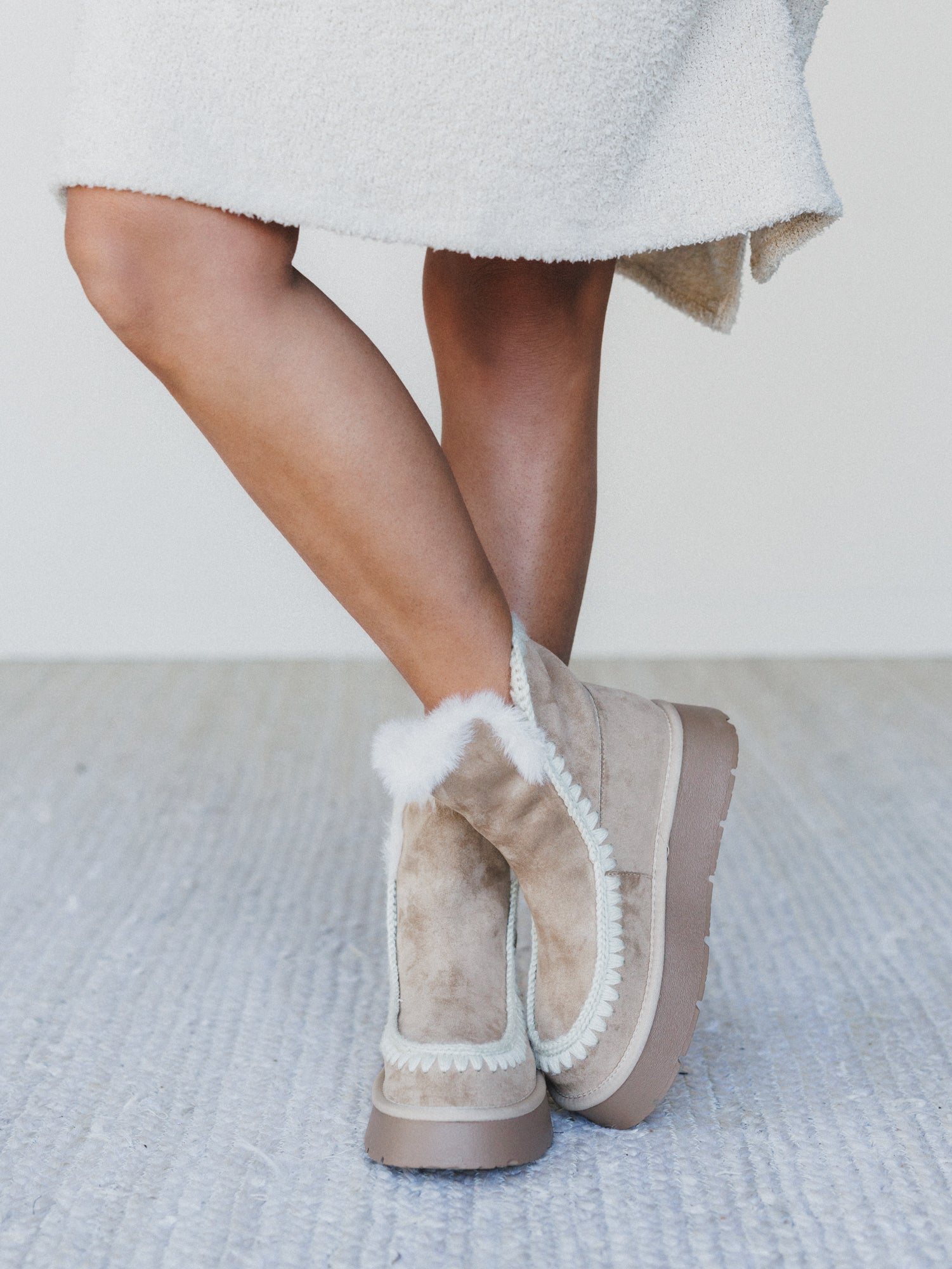 Joyce Platform Boots - Almond