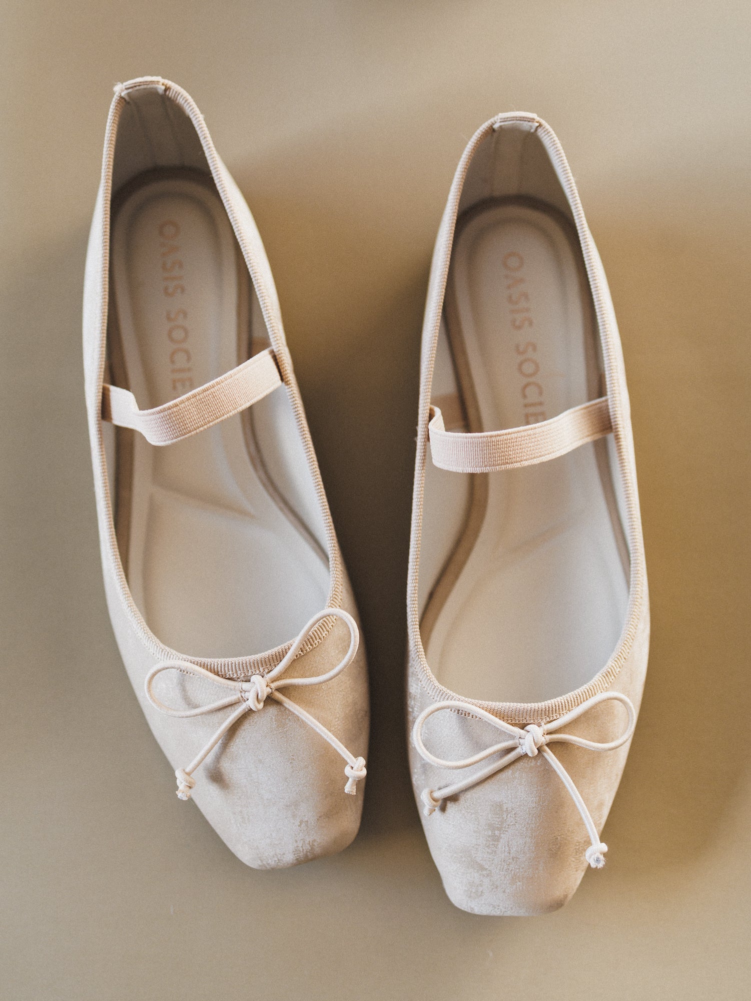 London Flats  - Beige