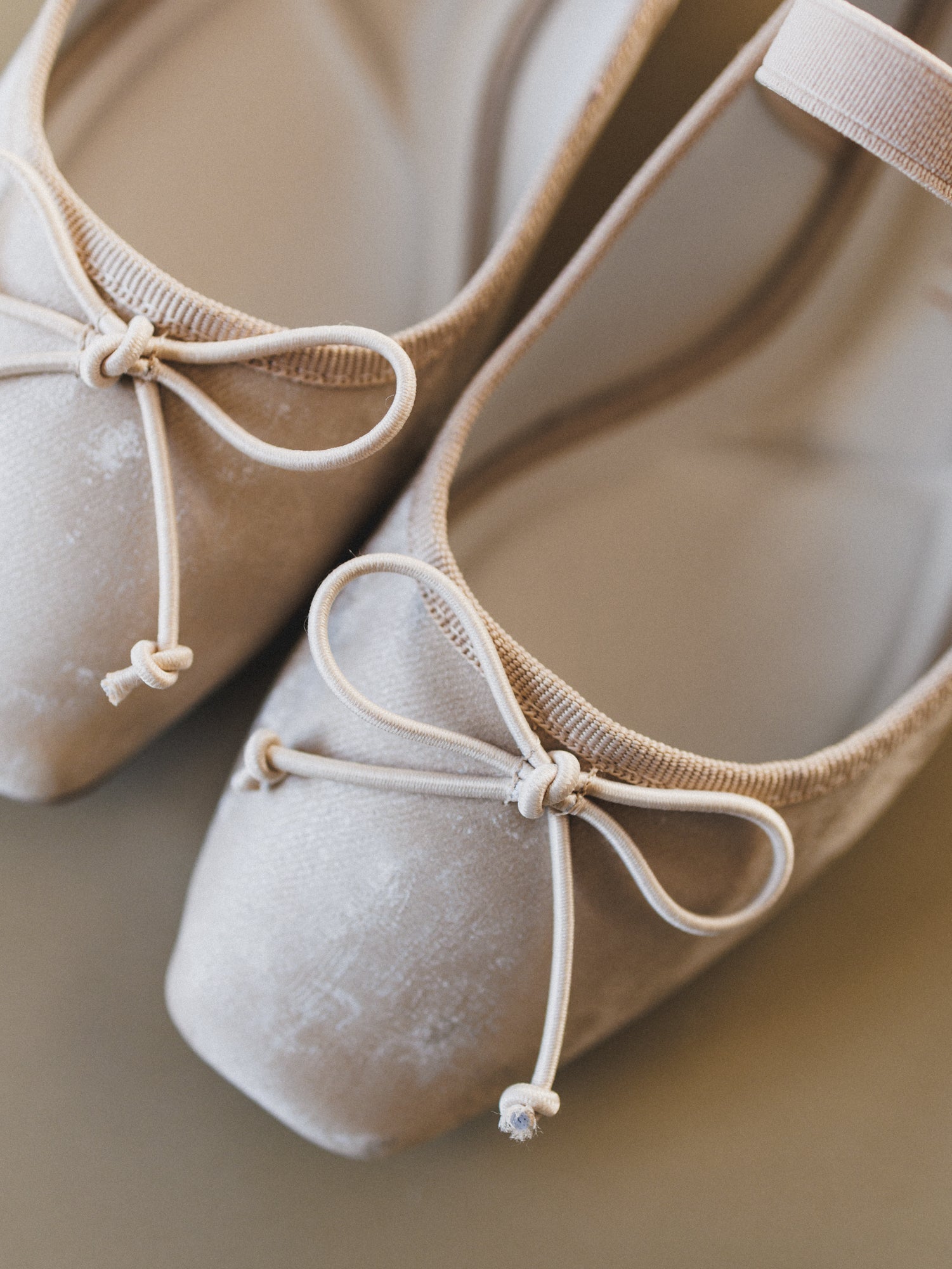 London Flats  - Beige