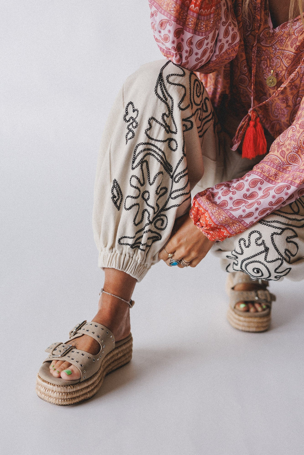 Bayview Buckle Sandals - Sandstone